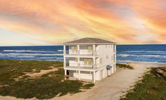 Summer Haven House | Surf Haven - Where holiday memories are made!