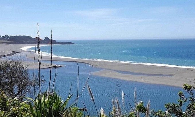 Gualala House | Surf Watch by RedAwning