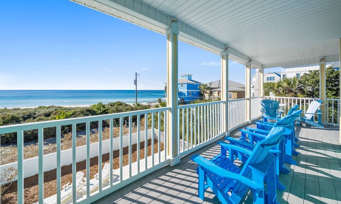 Inlet Beach House | "Surfer Dog" | Beachfront Pool | Includes Beach Chairs & Bikes