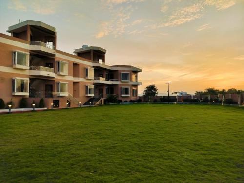 Udaipur Resort | SURYAGARH Club & Resort