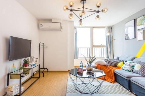 Gu Su District Apartment | SuZhou GuSu ·Shimao Life Square·ShiHu Scenic Area·ShangFangShan Forest Park· Locals Apartment 00151960