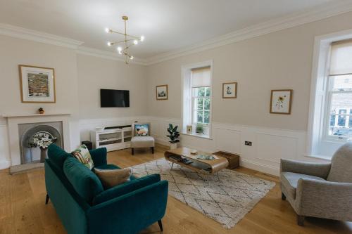Richmond Apartment | SWALEDALE, OLD SCHOOL ROOMS - Luxury Apartment in Richmond, North Yorkshire