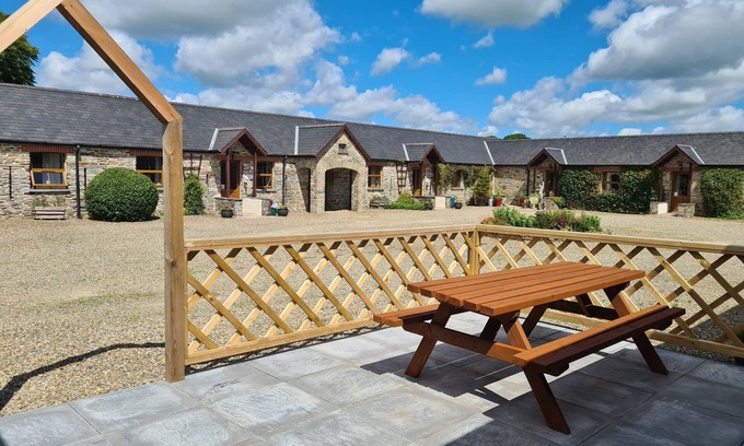 Whitland Cottage | Swallow Cottage