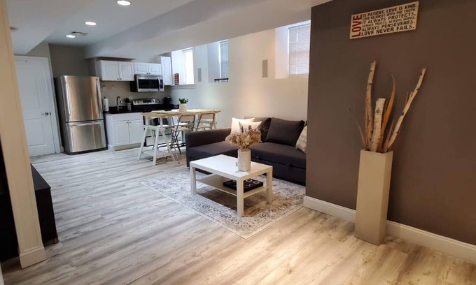 Neponset - Port Norfolk Apartment | Swanky 1 Bedroom unit nr. universities/hospitals/Restaurants/T/Downtown/Seaport