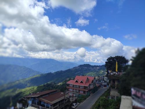 Darjeeling House | Swarna Kamal Homestay