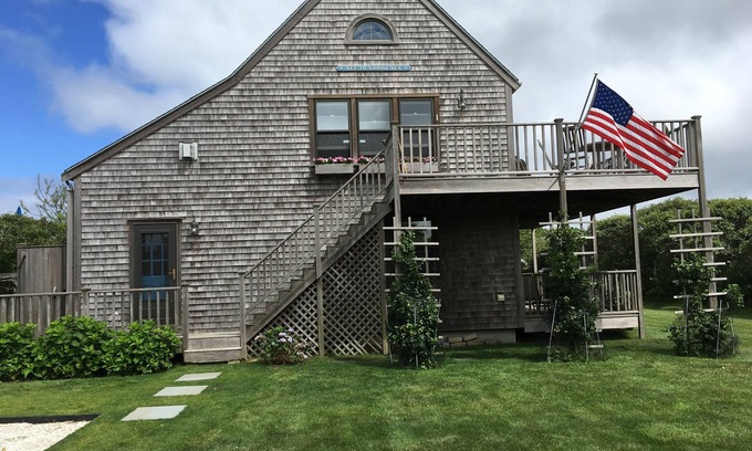 Tom Nevers House | Sweeping Views, Great Family Rental