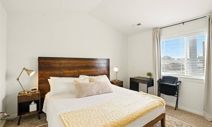 American Fork House | Sweet Haven AF! 30+ Day Stays! Pets Welcome!