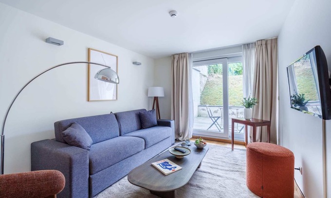 Upper Town Apartment | Sweett | One Bedroom Apartment - Mas A-Garden