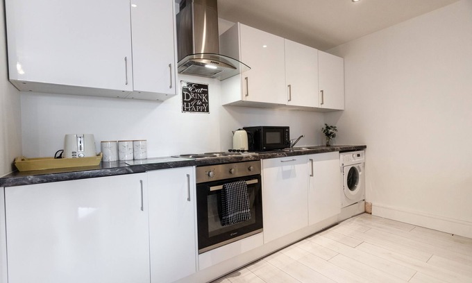 Swindon Apartment | Swindon's Hidden Gem