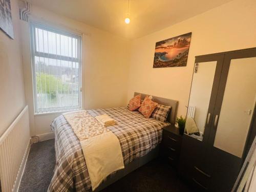Bilston House | swing Heaven