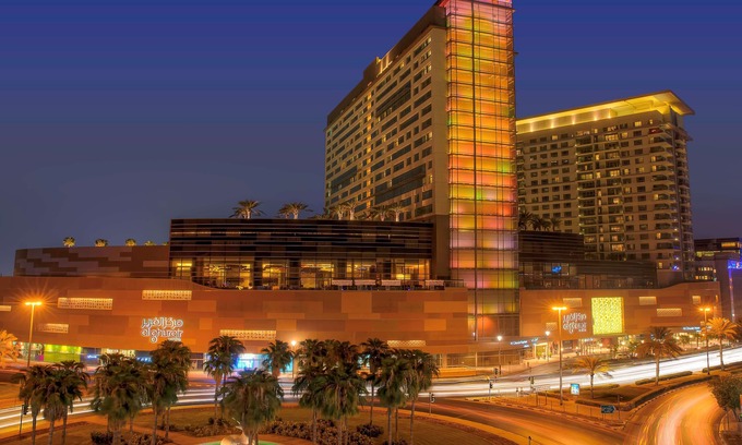 Al Muraqqabat Hotel | Swissotel Al Ghurair