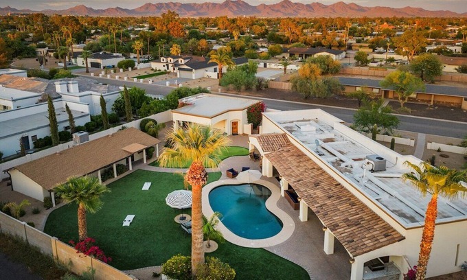 Shea North Estates House | SWSS - Compound - Pool-HotTub-Golf-Shuffleboard-Outdoor Fun