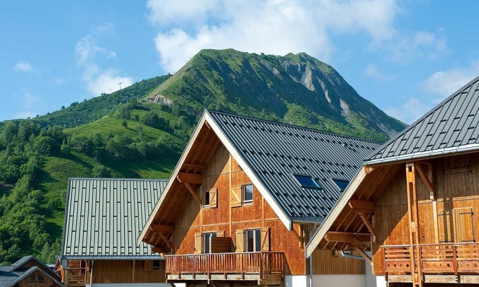 Saint-Sorlin-d'Arves Condo | Sybelles Ski Area | Sleeps 7 | Slope-side Comfort