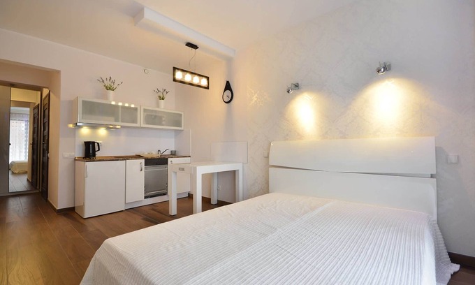 Gdansk City Center Apartment | Szafarnia 11 Unique Studio Balcony