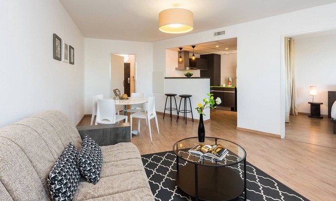 Talence House | Ténéo Apparthotel Talence - Arthéna