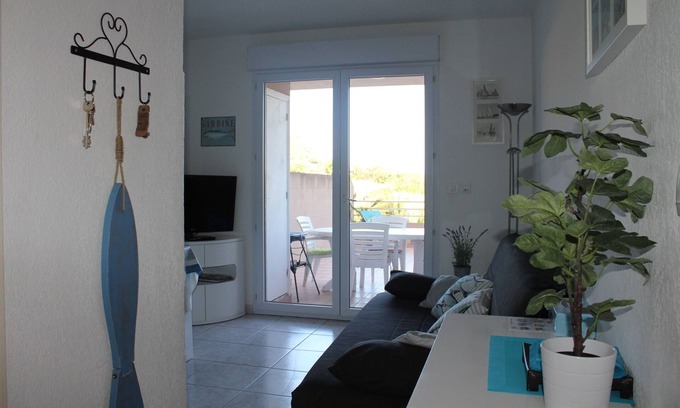 L'Ile-Rousse Apartment | T2 apartment in residence near beaches and town center in Ile-Rousse Corsica