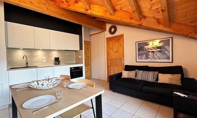 Samoens Apartment | T2 Apartment in Samoëns center with parking, pets allowed