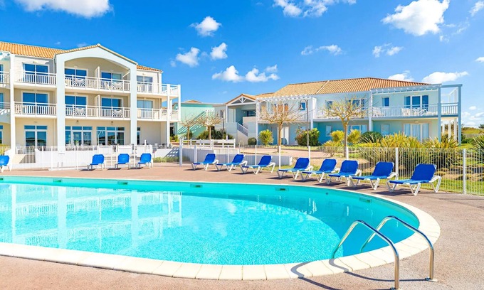 Chateau-d'Olonne Condo | T2 avec une belle vue sur la mer + en bord du mer