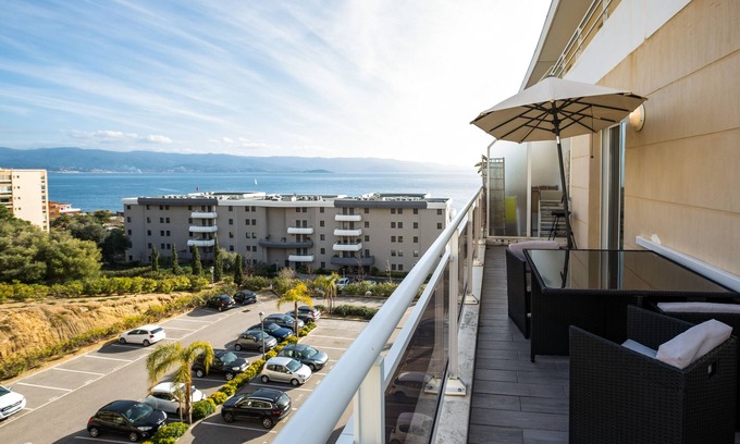 Ajaccio Apartment | T2 - bloodthirsty - Superb sea view - near downtown