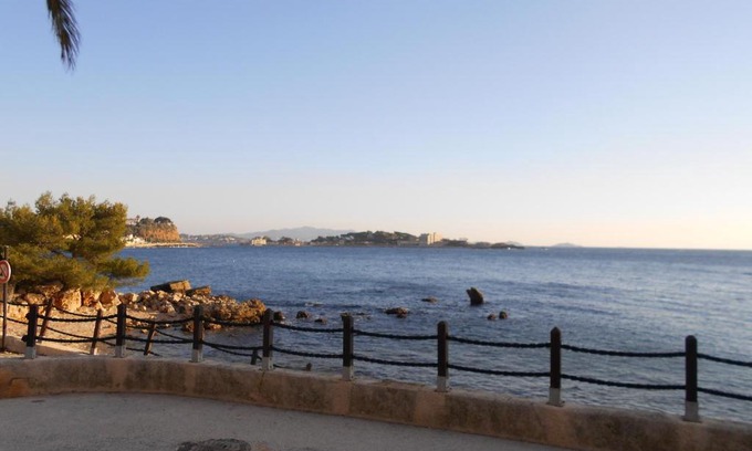 Bandol Apartment | t2 bord de mer au calme