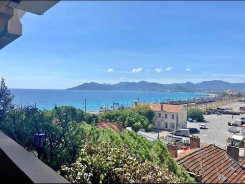 La Bocca Apartment | T2 Vue Mer à Cannes
