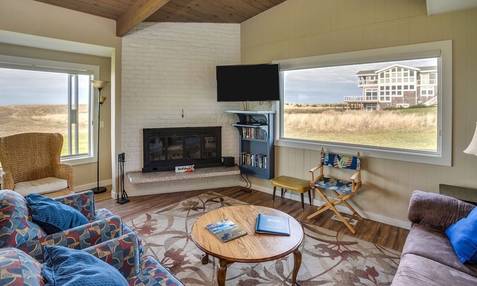 Gearhart Condo | T401 3 Bedroom Beach Front, No cleaning fees