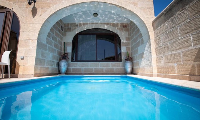 Xaghra Bed & Breakfast | Ta’ Giljan B&B Gozo
