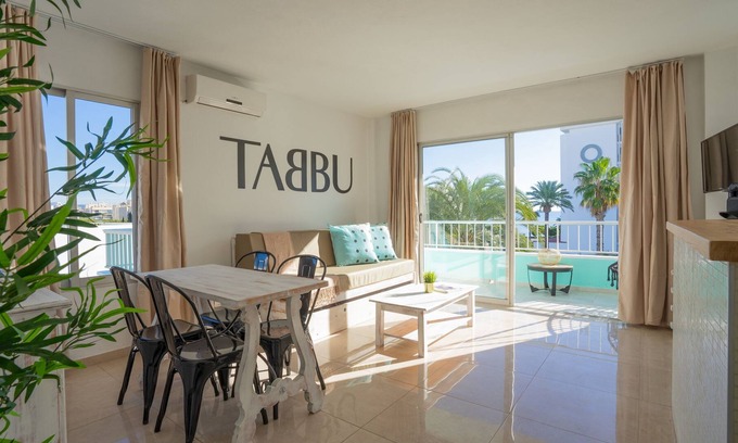 Ibiza Town Hotel | Tabbu Ibiza Apartments