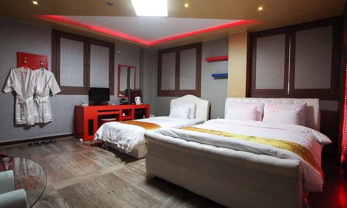 Taebaek Hotel | Taebaek M