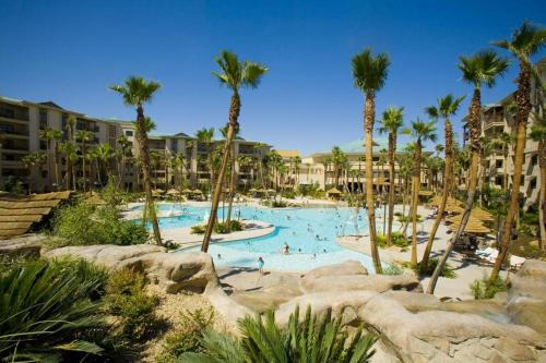 Las Vegas Resort | Tahiti Village Resort & Spa