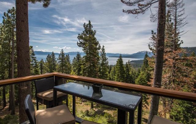 Talmont House | Tahoe Point of View - Amazing Lake Views at this 4BR w Hot Tub, Sauna, Near Skiing