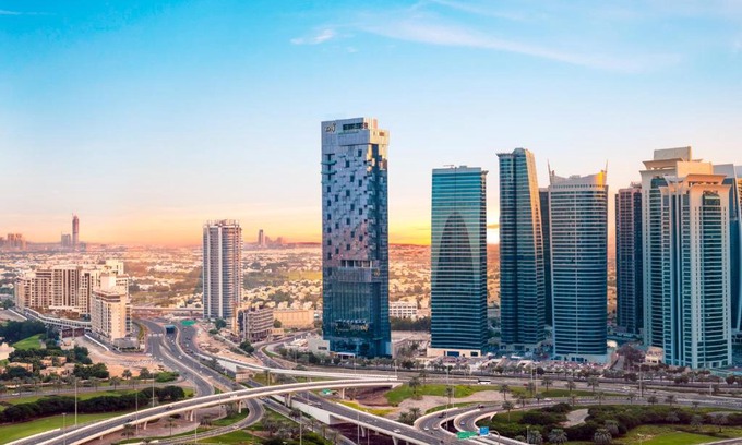 Jumeirah Lake Towers Hotel | Taj Jumeirah Lakes Towers