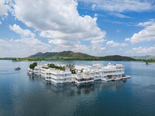 Udaipur Resort | Taj Lake Palace Udaipur