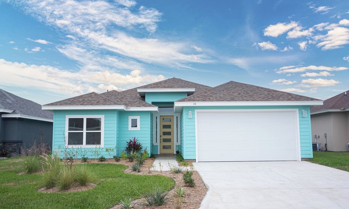Laguna Vista House | Take It Easy at the Blue Haus at South Padre Island Golf Resort. Pet friendly!