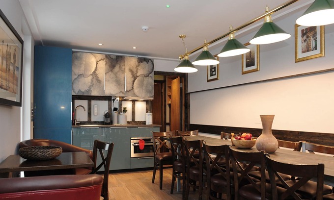 City Centre Dublin House | Talbot Coach House, Sleeps 16 in the heart of Dublin