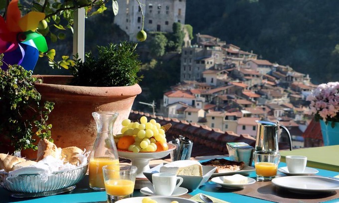 Dolceacqua Bed & Breakfast | Talking Stones