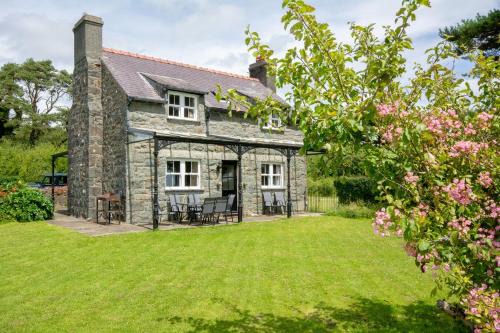 Rhyd-y-clafdy House | Tan y Bryn