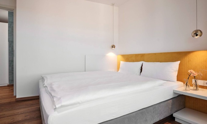 Hinterzarten Apartment | Tannenspitzen - Forest sparkling lodge