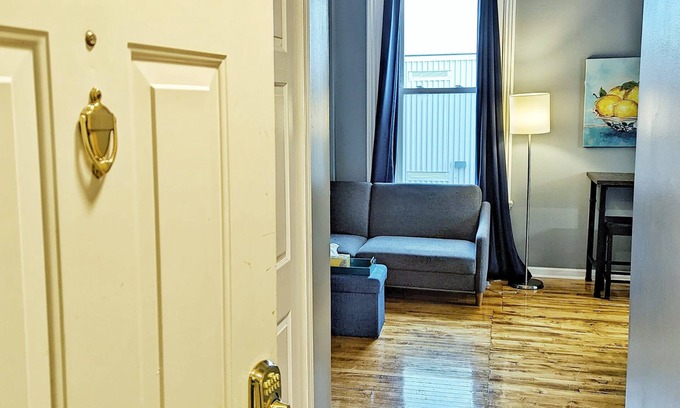 Bay City Apartment | Tanner Bldg Apt 9 - 1 Bedroom (Downtown)