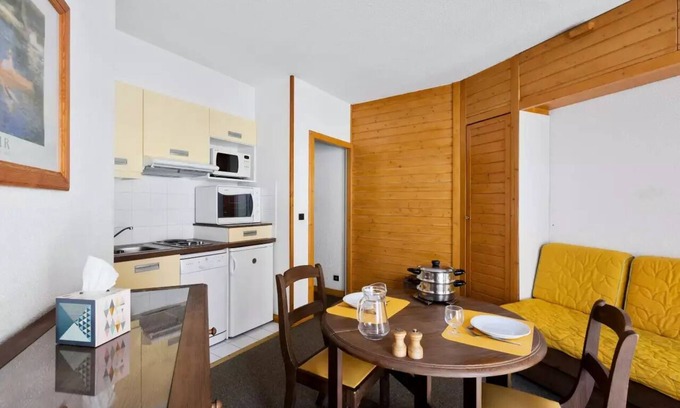 Brides-les-Bains Apartment | Tarentaise Residence - Studio in the centre of Brides les Bains station