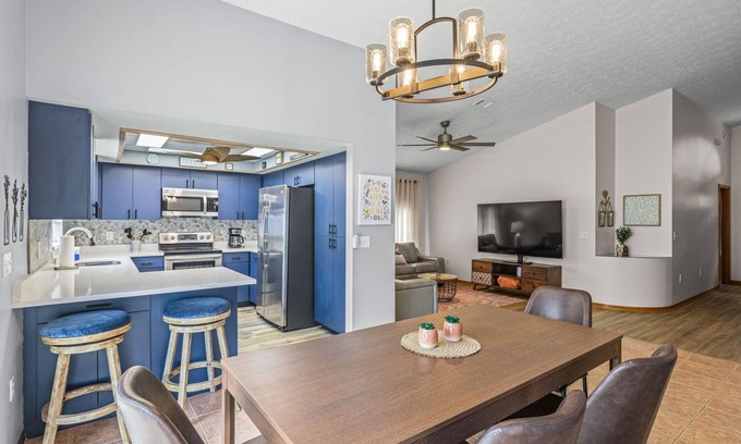 Tarpon Springs House | Tarpon Fun'n the Sun Beach Getaway with your own Private Pool
