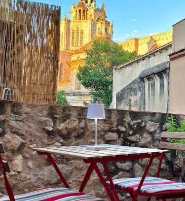 Old Town House | Tarraco Cathedral Cottage