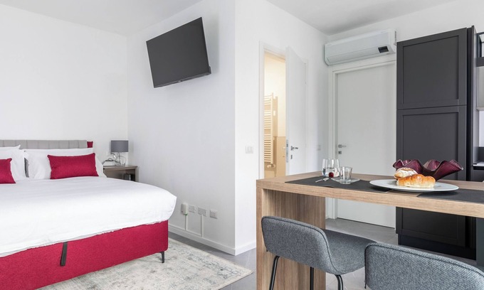 Dergano Apartment | Tartini 28 C - Studio Apartment, Sleeps 2