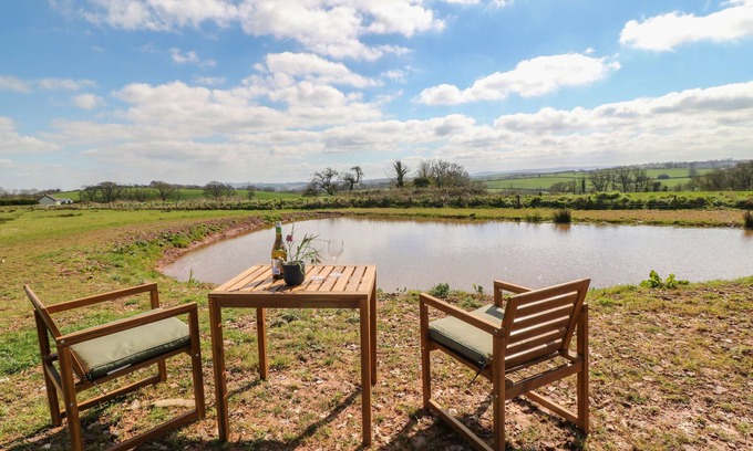 Crediton Cottage | Tawny