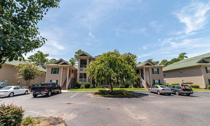 Pawleys Island Condo | *TB 18B* True Blue Condo close to Pawleys Island Beach