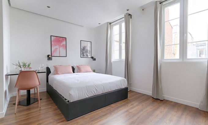 Quartier du Mail Apartment | TBS 314 - Bright studio near Marais district