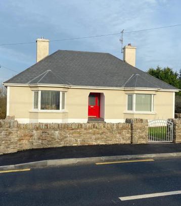 Dungloe House | Teach Kitty Con