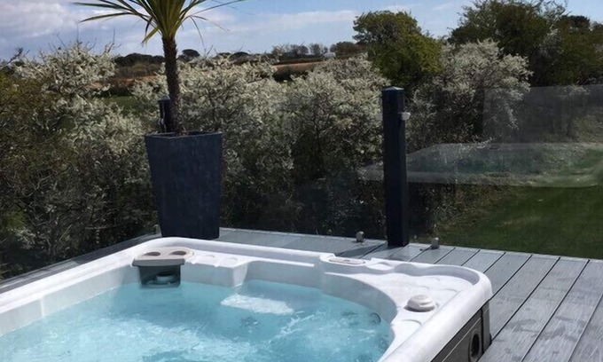 Truro Cabin | Teal Lodge Cornwall - Luxury 2-bed Lodge with hot tub & heated indoor pool