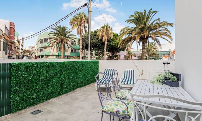 Telde Apartment | Telde City Loft With Solarium