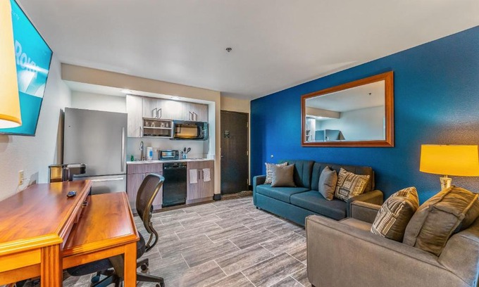 Tempe Apartment | Tempe Apt sleeps 4